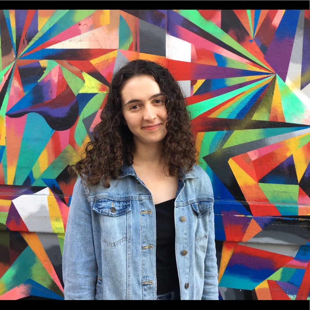 Meet your Posher, Ariella